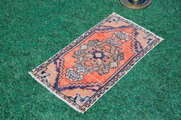 Handmade Turkish Vintage small area rug doormat for home decor, bathroom rug, area oushak rug bathroom mat kitchen kilim rug, rug 2.10x1.6, 665491