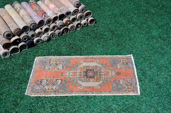 Natural Turkish Vintage small area rug doormat for home decor, bathroom rug, area oushak rug bathroom mat kitchen kilim rug, rug 3X1.6, 665498