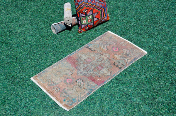 Unique Turkish Vintage small area rug doormat for home decor, bathroom rug, area oushak rug bathroom mat kitchen rug kilim rug, rug 2.10X1.5, 665500