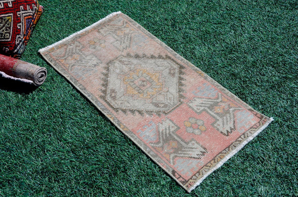 Turkish Handmade Vintage small area rug doormat for home decor, bathroom rug, area oushak rug bathroom mat kitchen kilim rug, rug 3.1X1.7, 665509