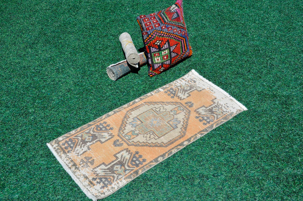 Unique Turkish Vintage small area rug doormat for home decor, bathroom rug, area oushak rug bathroom mat kitchen rug kilim rug, rug 3.2X1.6, 665514
