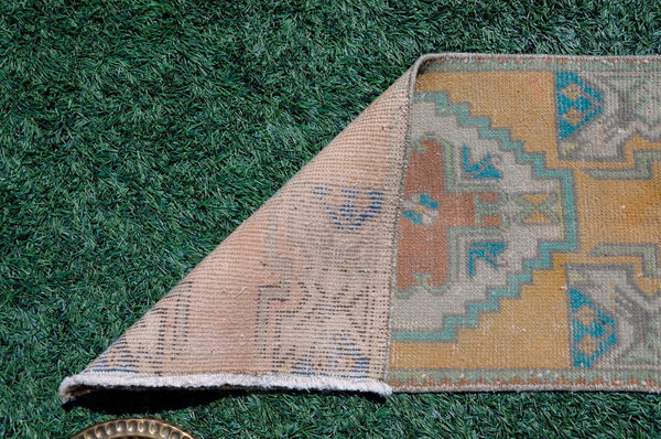 Turkish Handmade Vintage small area rug doormat for home decor, bathroom rug, area oushak rug bathroom mat kitchen kilim rug, rug 2.11X1.6, 665515