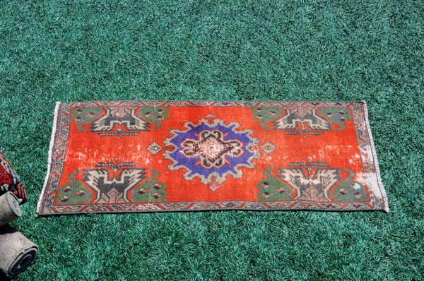 Vintage Handmade Turkish small area rug doormat for home decor, bathroom rug, area oushak rug bathroom mat kitchen kilim rug, rug 3.7X1.8, 665518