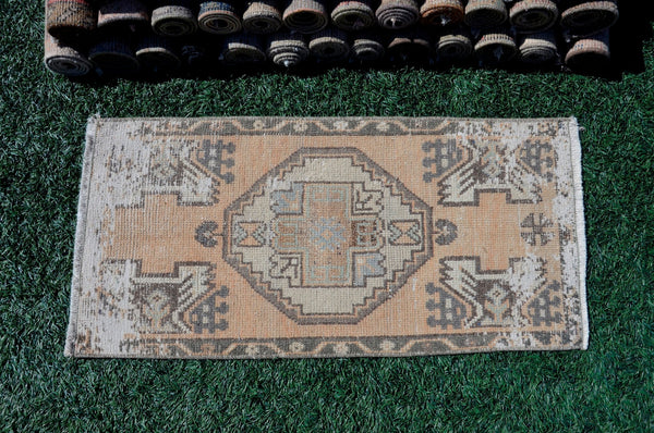 Natural Turkish Vintage small area rug doormat for home decor, bathroom rug, area oushak rug bathroom mat kitchen kilim rug, rug 3.1X1.6, 665543