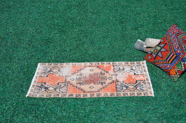Turkish Handmade Vintage small area rug doormat for home decor, bathroom rug, area oushak rug bathroom mat kitchen kilim rug, rug 2.11X1.6, 665551