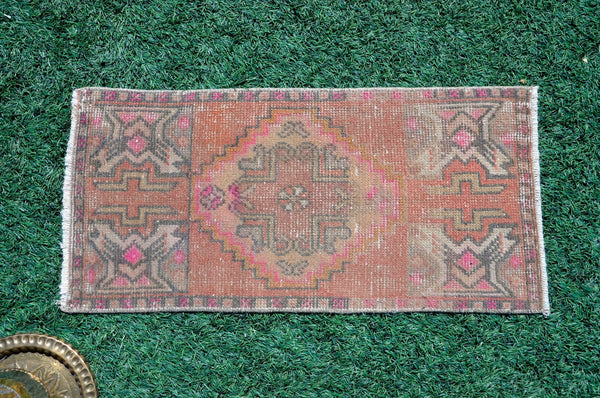 Handmade Turkish Vintage small area rug doormat for home decor, bathroom rug, area oushak rug bathroom mat kitchen kilim rug, rug 2.11x1.5, 665552