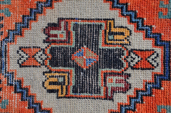 Handmade Turkish Vintage small area rug doormat for home decor, bathroom rug, area oushak rug bathroom mat kitchen kilim rug, rug 2.9x1.6, 665566