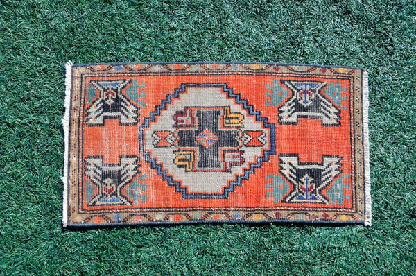 Handmade Turkish Vintage small area rug doormat for home decor, bathroom rug, area oushak rug bathroom mat kitchen kilim rug, rug 2.9x1.6, 665566