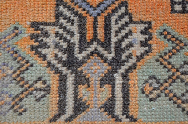 Unique Turkish Vintage small area rug doormat for home decor, bathroom rug, area oushak rug bathroom mat kitchen rug kilim rug, rug 2.8x1.5, 665651