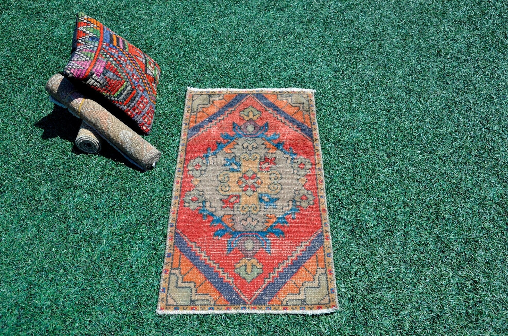 Handmade Turkish Vintage small area rug doormat for home decor, bathroom rug, area oushak rug bathroom mat kitchen kilim rug, rug 3.2x1.8, 665627