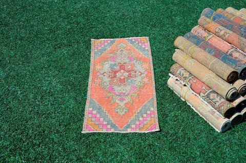 Turkish Handmade Vintage small area rug doormat for home decor, bathroom rug, area oushak rug bathroom mat kitchen kilim rug, rug 3.3X1.6, 665558