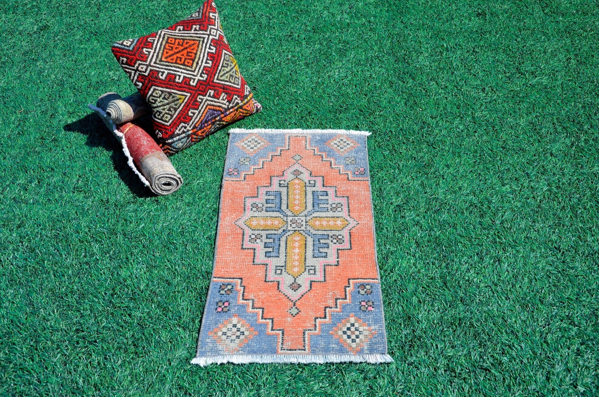 Unique Turkish Vintage small area rug doormat for home decor, bathroom rug, area oushak rug bathroom mat kitchen rug kilim rug, rug 2.10X1.5, 665557