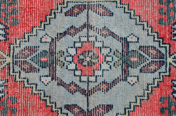Vintage Handmade Turkish small area rug doormat for home decor, bathroom rug, area oushak rug bathroom mat kitchen kilim rug, rug 3.6x1.7, 665654