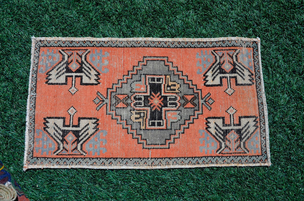 Turkish Handmade Vintage small area rug doormat for home decor, bathroom rug, area oushak rug bathroom mat kitchen kilim rug, rug 3.1x1.8, 665655
