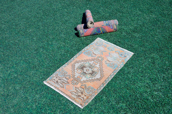 Vintage Handmade Turkish small area rug doormat for home decor, bathroom rug, area oushak rug bathroom mat kitchen kilim rug, rug 2.9x1.7, 665659