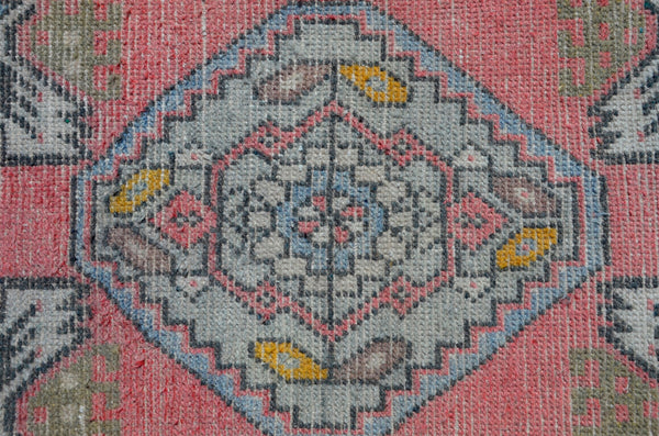 Natural Turkish Vintage small area rug doormat for home decor, bathroom rug, area oushak rug bathroom mat kitchen kilim rug, rug 2.11X1.6, 665669