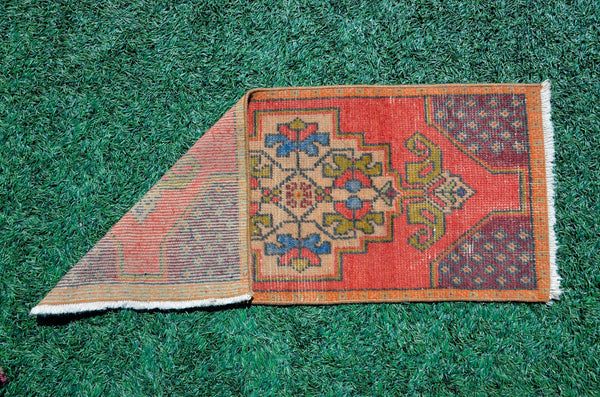 Turkish Handmade Vintage small area rug doormat for home decor, bathroom rug, area oushak rug bathroom mat kitchen kilim rug, rug 3.4X1.5, 665672