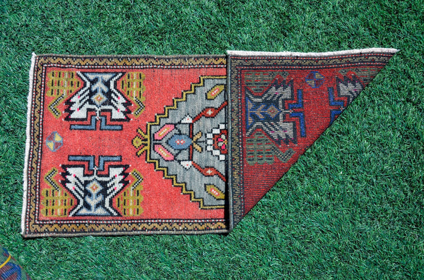 Handmade Turkish Vintage small area rug doormat for home decor, bathroom rug, area oushak rug bathroom mat kitchen kilim rug, rug 3.5x1.7, 665673