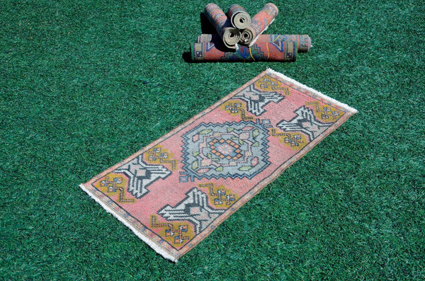 Unique Turkish Vintage small area rug doormat for home decor, bathroom rug, area oushak rug bathroom mat kitchen rug kilim rug, rug 3.4x1.6, 665675