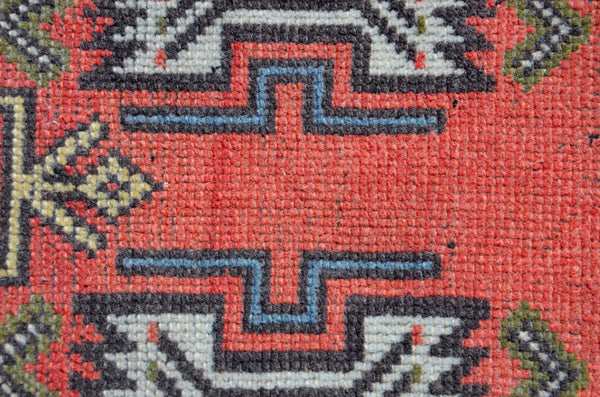 Turkish Handmade Vintage small area rug doormat for home decor, bathroom rug, area oushak rug bathroom mat kitchen kilim rug, rug 3.4X1.5, 665677