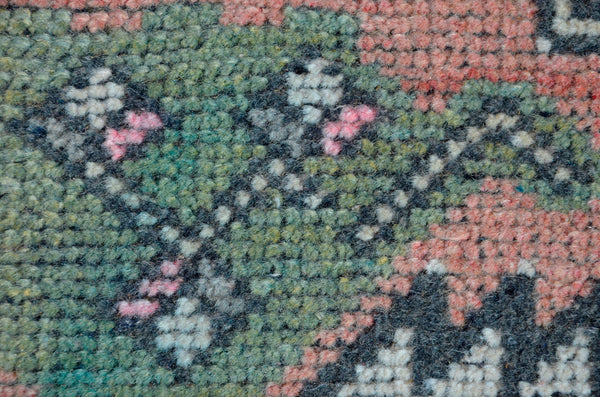 Vintage Handmade Turkish small area rug doormat for home decor, bathroom rug, area oushak rug bathroom mat kitchen kilim rug, rug 3.2x1.7, 665686