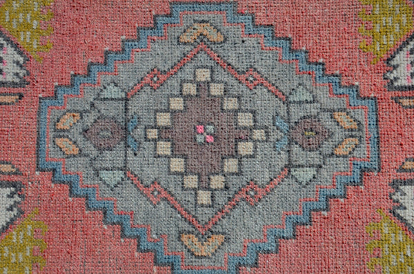 Natural Turkish Vintage small area rug doormat for home decor, bathroom rug, area oushak rug bathroom mat kitchen kilim rug, rug 3.3X1.6, 665689