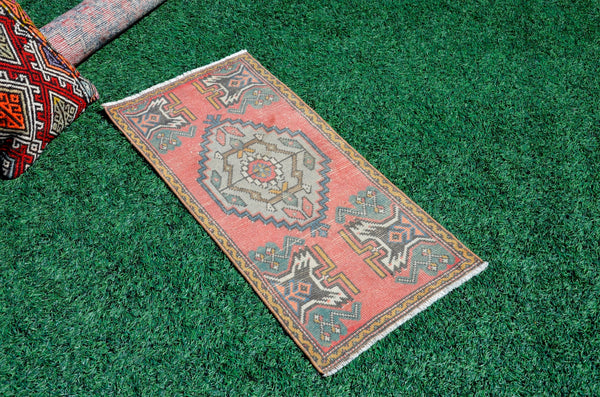 Unique Turkish Vintage small area rug doormat for home decor, bathroom rug, area oushak rug bathroom mat kitchen rug kilim rug, rug 3.6x1.7, 665690
