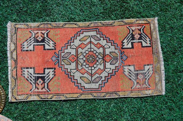 Vintage Handmade Turkish small area rug doormat for home decor, bathroom rug, area oushak rug bathroom mat kitchen kilim rug, rug 3.1x1.7, 665715