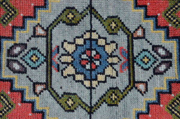 Handmade Turkish Vintage small area rug doormat for home decor, bathroom rug, area oushak rug bathroom mat kitchen kilim rug, rug 3.3x1.9, 665718