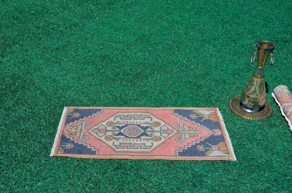 Vintage Handmade Turkish small area rug doormat for home decor, bathroom rug, area oushak rug bathroom mat kitchen kilim rug, rug 3.0x1.7, 665720