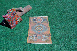 Vintage Handmade Turkish small area rug doormat for home decor, bathroom rug, area oushak rug bathroom mat kitchen kilim rug, rug 2.10x1.7, 665721