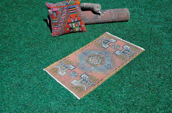 Vintage Handmade Turkish small area rug doormat for home decor, bathroom rug, area oushak rug bathroom mat kitchen kilim rug, rug 2.10x1.7, 665721