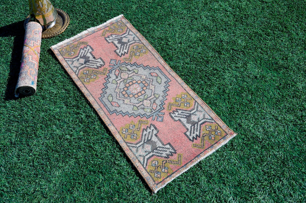 Unique Turkish Vintage small area rug doormat for home decor, bathroom rug, area oushak rug bathroom mat kitchen rug kilim rug, rug 3.4x1.6, 665723