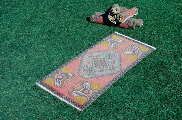 Natural Turkish Vintage small area rug doormat for home decor, bathroom rug, area oushak rug bathroom mat kitchen kilim rug, rug 3X1.6, 665724