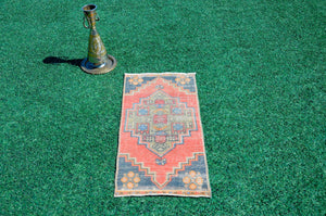 Handmade Turkish Vintage small area rug doormat for home decor, bathroom rug, area oushak rug bathroom mat kitchen kilim rug, rug 3.4x1.7, 665726