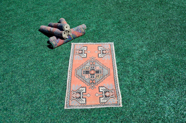 Turkish Handmade Vintage small area rug doormat for home decor, bathroom rug, area oushak rug bathroom mat kitchen kilim rug, rug 3.1x1.8, 665655