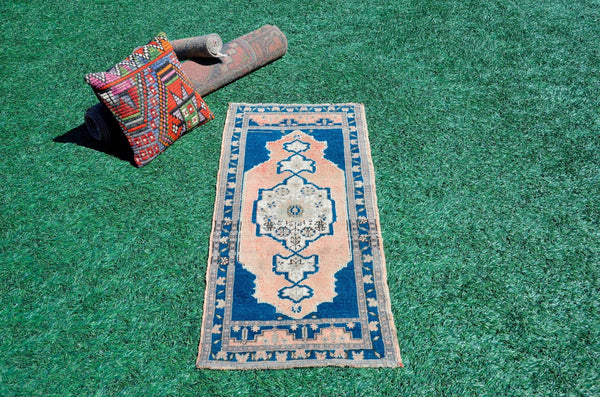 Vintage Handmade Turkish small area rug doormat for home decor, bathroom rug, area oushak rug bathroom mat kitchen kilim rug, rug 3.11x1.10, 665644