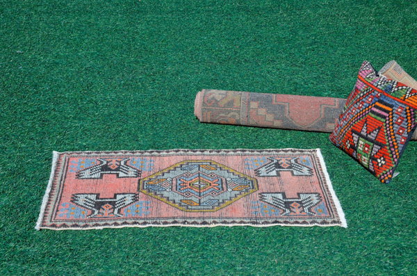 Vintage Handmade Turkish small area rug doormat for home decor, bathroom rug, area oushak rug bathroom mat kitchen kilim rug, rug 3.5x1.9, 665730