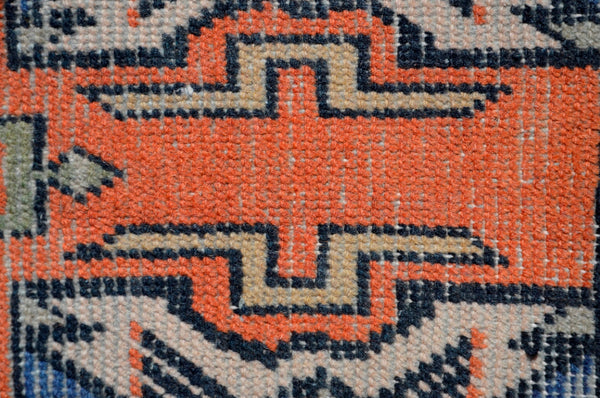 Turkish Handmade Vintage small area rug doormat for home decor, bathroom rug, area oushak rug bathroom mat kitchen kilim rug, rug 3.5X1.4, 665474