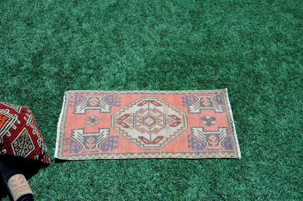 Unique Turkish Vintage small area rug doormat for home decor, bathroom rug, area oushak rug bathroom mat kitchen rug  kilim rug, rug 3,2X1,6, 665482