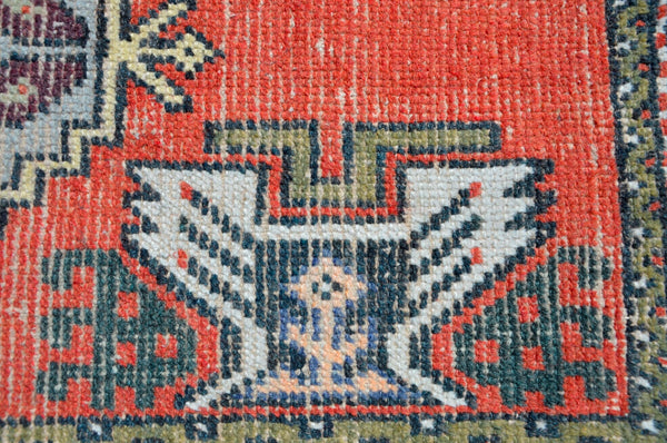 Unique Turkish Vintage small area rug doormat for home decor, bathroom rug, area oushak rug bathroom mat kitchen rug  kilim rug, rug 3,3X1,8, 665528