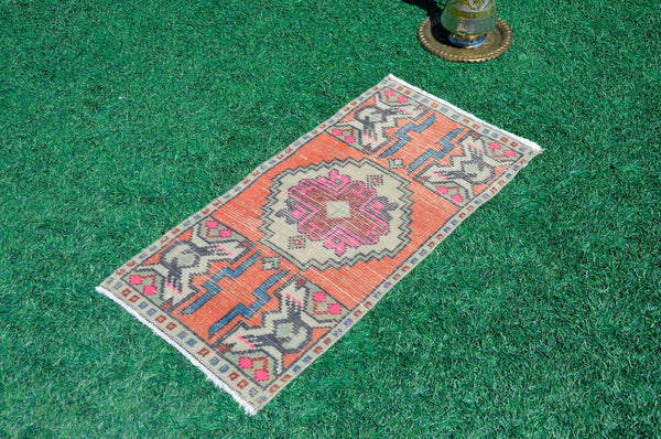 Unique Turkish Vintage small area rug doormat for home decor, bathroom rug, area oushak rug bathroom mat kitchen rug  kilim rug, rug 3,2X1,7, 665530