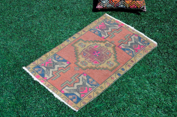 Natural Turkish Vintage small area rug doormat for home decor, bathroom rug, area oushak rug bathroom mat kitchen kilim rug, rug 2.9X1.9, 665472