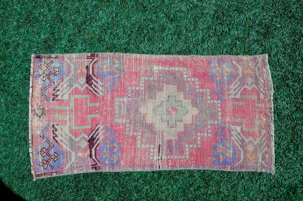 Natural Turkish Vintage small area rug doormat for home decor, bathroom rug, area oushak rug bathroom mat kitchen kilim rug, rug 3.2X1.7, 665506