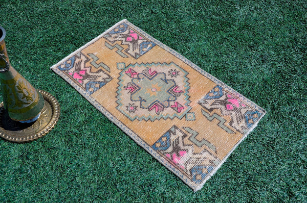 Natural Turkish Vintage small area rug doormat for home decor, bathroom rug, area oushak rug bathroom mat kitchen kilim rug, rug 2.9X1.7, 665511