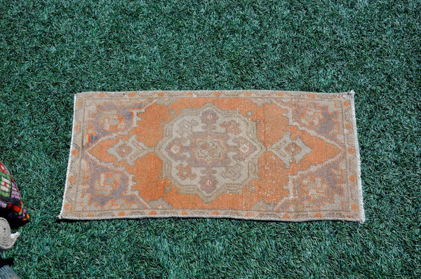 Natural Turkish Vintage small area rug doormat for home decor, bathroom rug, area oushak rug bathroom mat kitchen kilim rug, rug 2.8X1.5, 665517