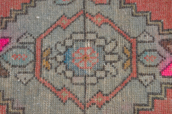 Vintage Handmade Turkish small area rug doormat for home decor, bathroom rug, area oushak rug bathroom mat kitchen kilim rug, rug 3.7X1.6, 665524