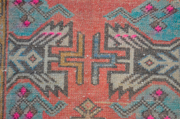 Vintage Handmade Turkish small area rug doormat for home decor, bathroom rug, area oushak rug bathroom mat kitchen kilim rug, rug 3.7X1.6, 665524