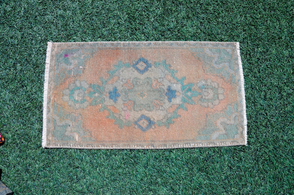 Turkish Handmade Vintage small area rug doormat for home decor, bathroom rug, area oushak rug bathroom mat kitchen kilim rug, rug 2.9X1.6, 665526