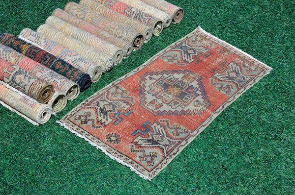 Turkish Handmade Vintage small area rug doormat for home decor, bathroom rug, area oushak rug bathroom mat kitchen kilim rug, rug 2.11X1.6, 665535